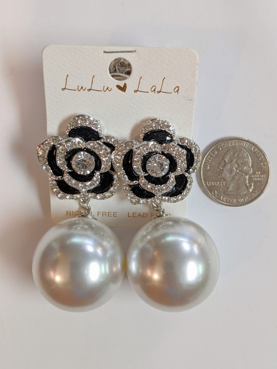 Chantilly Ball Earrings